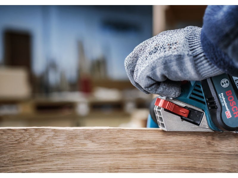 Skobeljni nož Bosch PRO, Dimenzije: 82x5,5x1,1mm, 2608635904